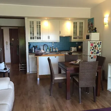 Spacious T1 In *